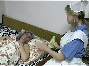 Enfermera, Abuelita, Lesbiana, Mona